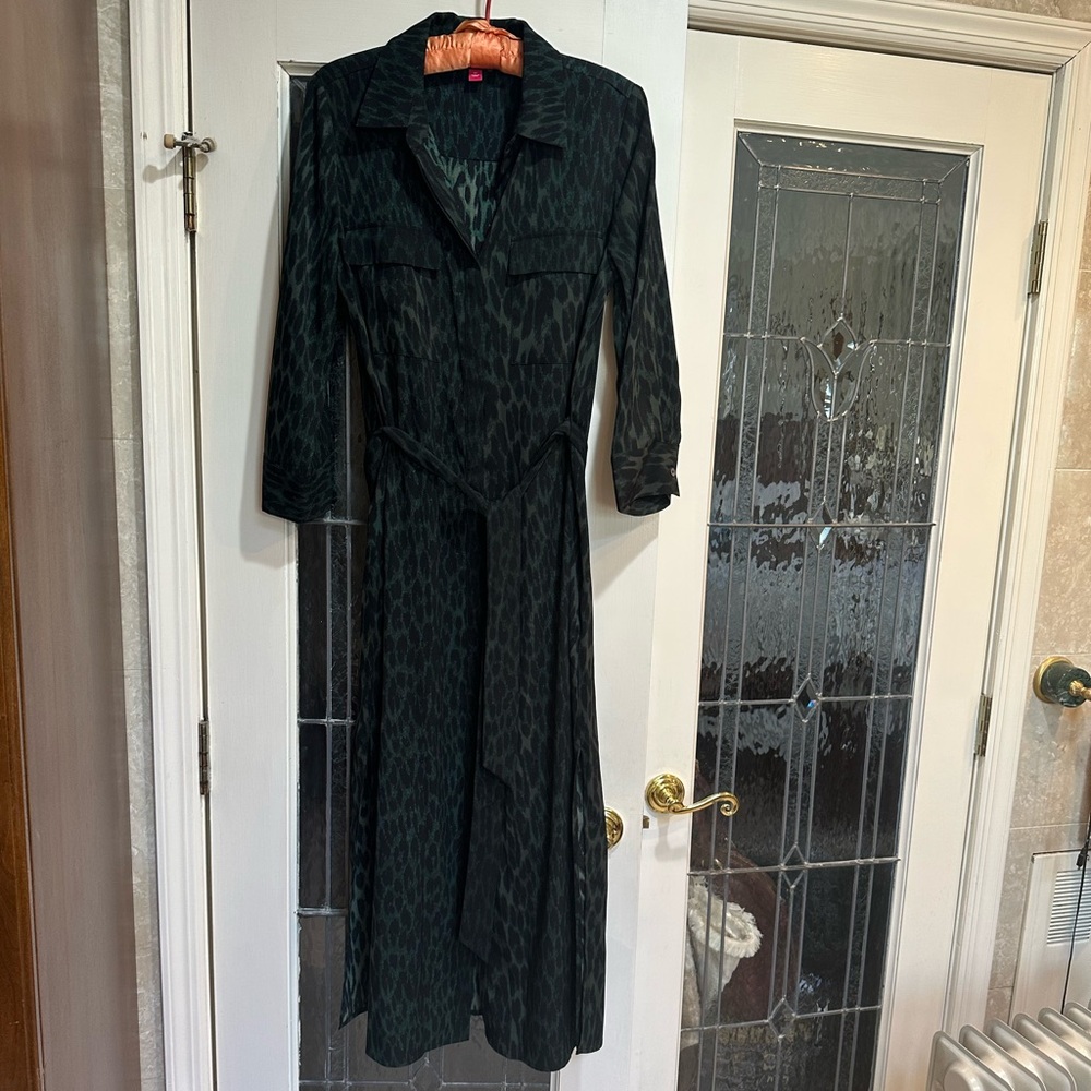 Vince Camuto green cheetah printed dress size M